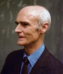 MatildaSpicer's tweet photo. February 9, 1907 — Harold Scott MacDonald Coxeter was born.
A leading geometer, he reshaped how we think about symmetry, regular polytopes, and higher-dimensional space—leaving a mark on modern math and inspiring artists such as M. C. Escher. 📐✨
#OnThisDay #Geometry #Coxeter https://t.co/ZYmn460AHV