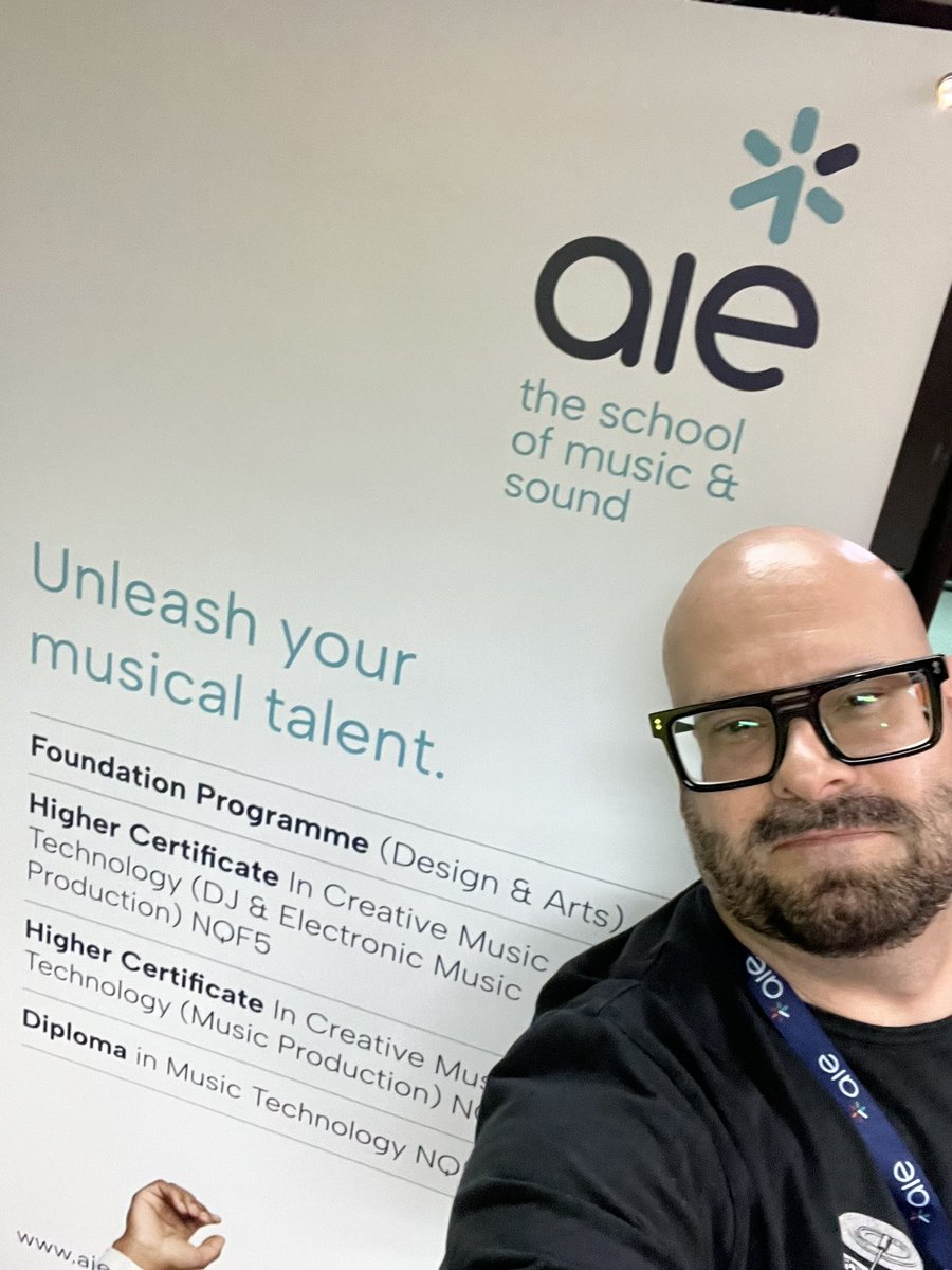 jonathangshaw's tweet photo. Time to get schooled! New term almost upon us https://t.co/sz2ZCJG2IC