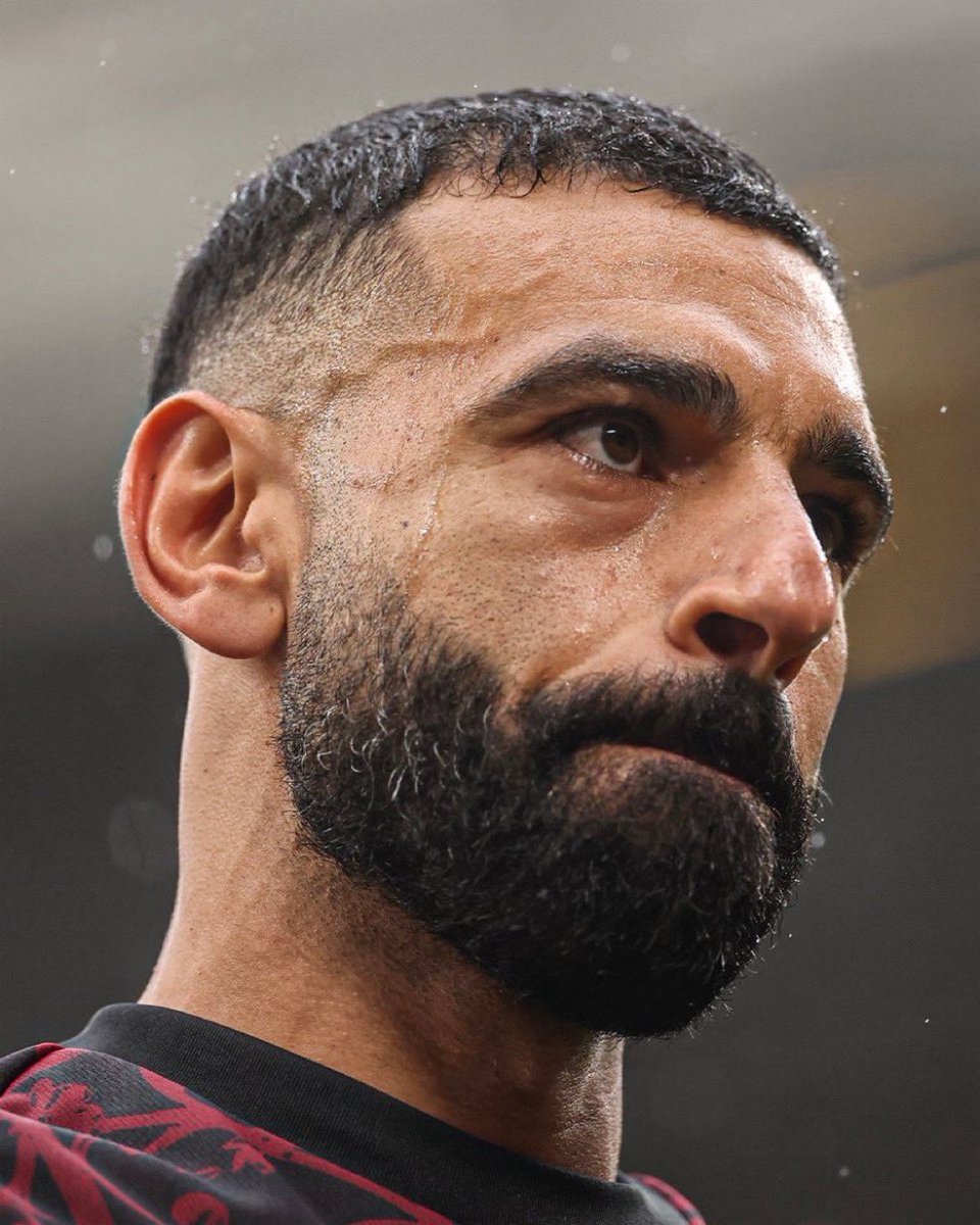 Le grand père de 𝐌𝐨𝐡𝐚𝐦𝐞𝐝 𝐒𝐚𝐥𝐚𝐡 est décédé, toutes nos condoléances à sa famille ! 🙏

𝐘𝐎𝐔’𝐋𝐋 𝐍𝐄𝐕𝐄𝐑 𝐖𝐀𝐋𝐊 𝐀𝐋𝐎𝐍𝐄 𝐌𝐎 ! ❤️

[🗞️<a href="/ismaeelmahmoudd/">Ismael Mahmoud - إسماعيل محمود</a>]