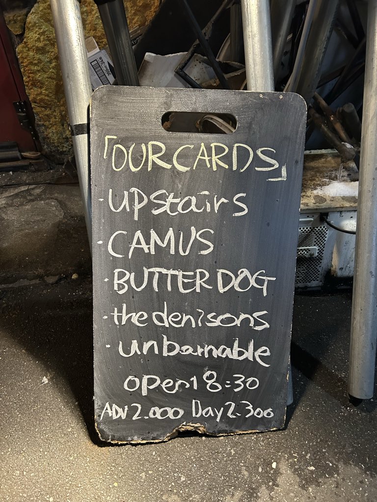 t_denisons's tweet photo. #upstairs
#camus
#butterdog
#thedenisons
#unburnable
#whatsup https://t.co/Ts4OwfxsGG