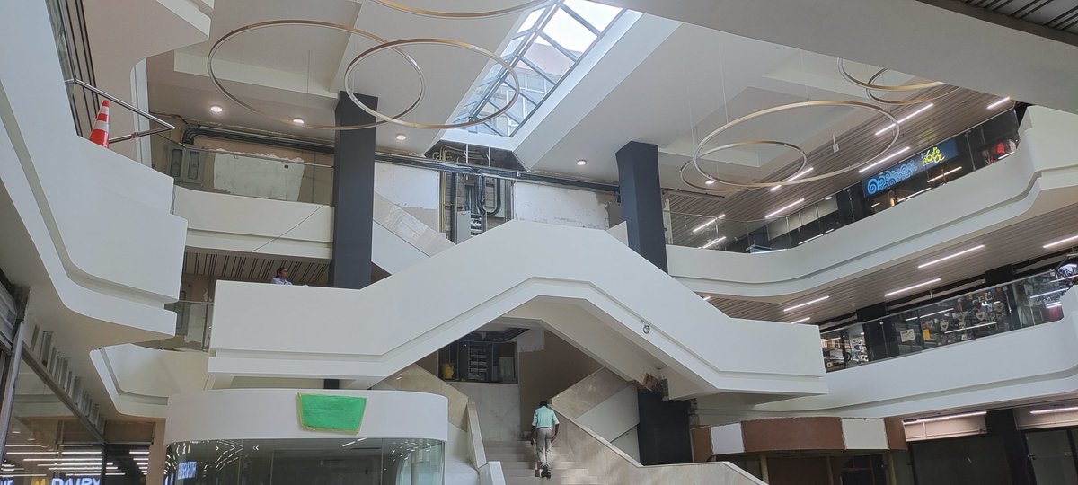 WrongLK's tweet photo. The facelift on Majestic City is quite impressive.
It's going to be 🔥
So much light airy feeling, affordable stores with merchandise working people can afford, a food court that offers extreme value for money, and a cinema with parking that doesn't break the bank.
Majestic https://t.co/Ft18vFAtCS