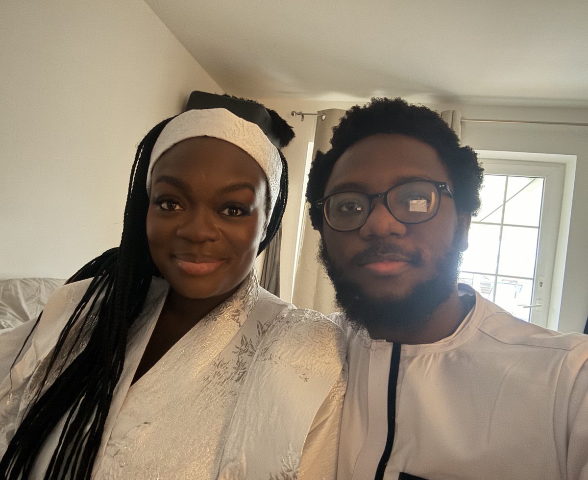 Hi, I’m the time of his life 👋🏾 😏🧡 tweet media