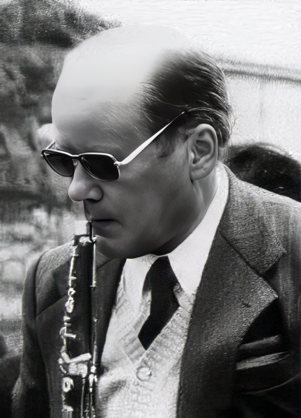 almanacat's tweet photo. 9 de febrer de 1913: naixia a #Calonge el músic Jaume Esteve i Homs, compositor, instrumentista de tible, clarinet i saxo.

https://t.co/Miu8eViPna
@somsardana https://t.co/9fZdjjn8l6