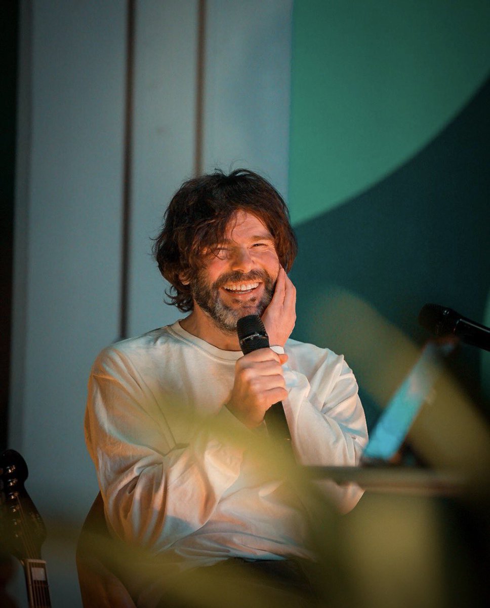 Tim Burgess tweet media