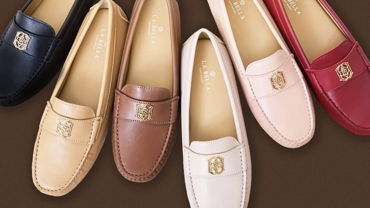 ให้ La Bella ชนะเลิศวงการซอฟต์ชูส์ Fashion &amp; Health ที่โคตรจะลงตัว ไม่ต้องลุ้นควอลิตี+ความสวยเลยจริง ๆ ใส่เที่ยวใส่ทำงานได้ มีทั้งคัชชู/รัดส้น/แตะ/ส้นเตี้ย/ส้นสูง ล่าสุดออก Loafers มาแล้ว🥰

เข้ามาส่องในร้านเลย มีเยอะกว่าในรูป
👉🏻s.lazada.co.th/s.ZYF8B5?cc&t=…
👉🏻s.shopee.co.th/5L6JgkCBJz