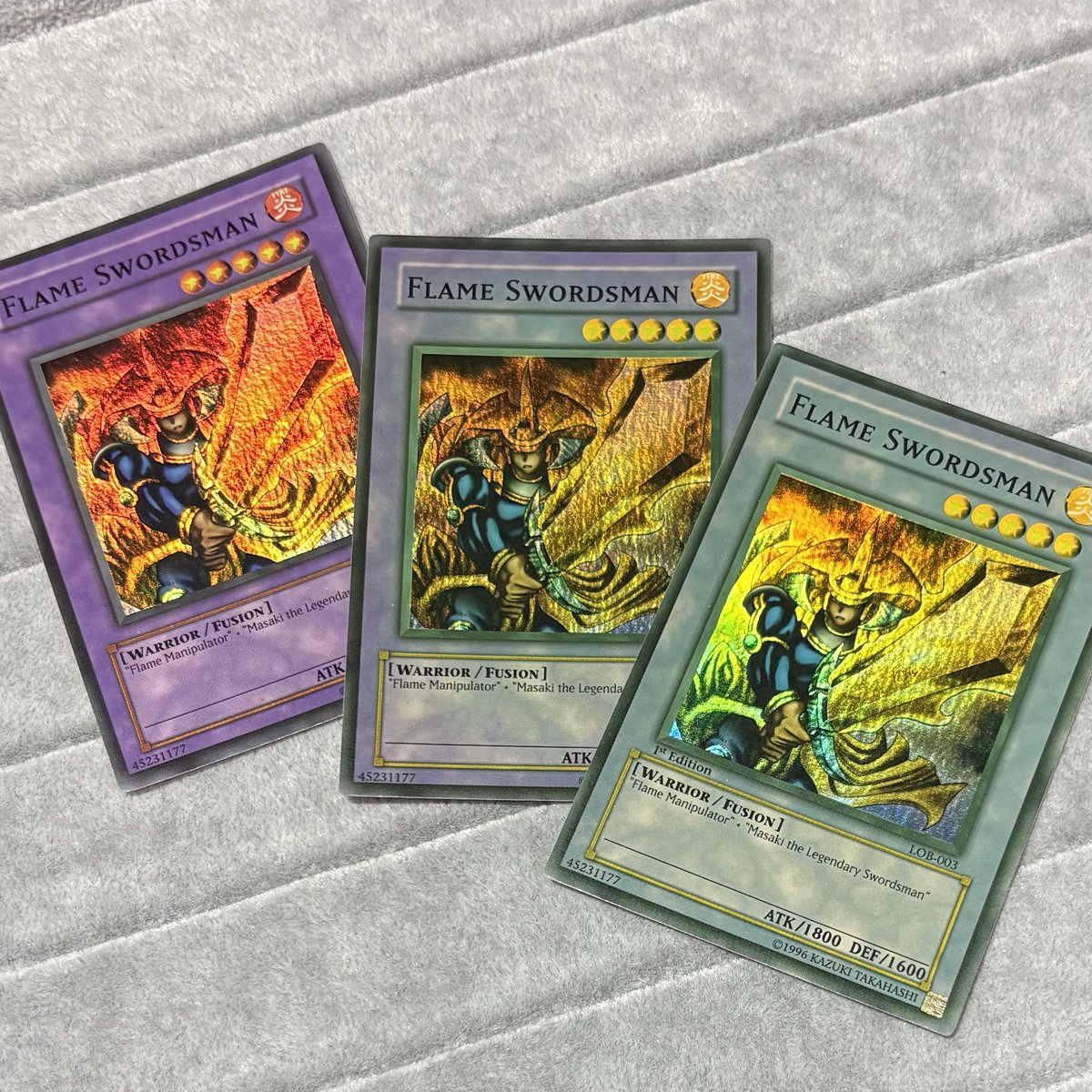 お疲れ様です✨ 炎の剣士(北米版wavy faded)🌊🌊🌊 揺らめく炎のホイル