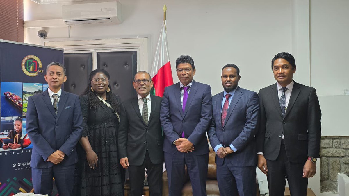 Mohamed Nasheed tweet media