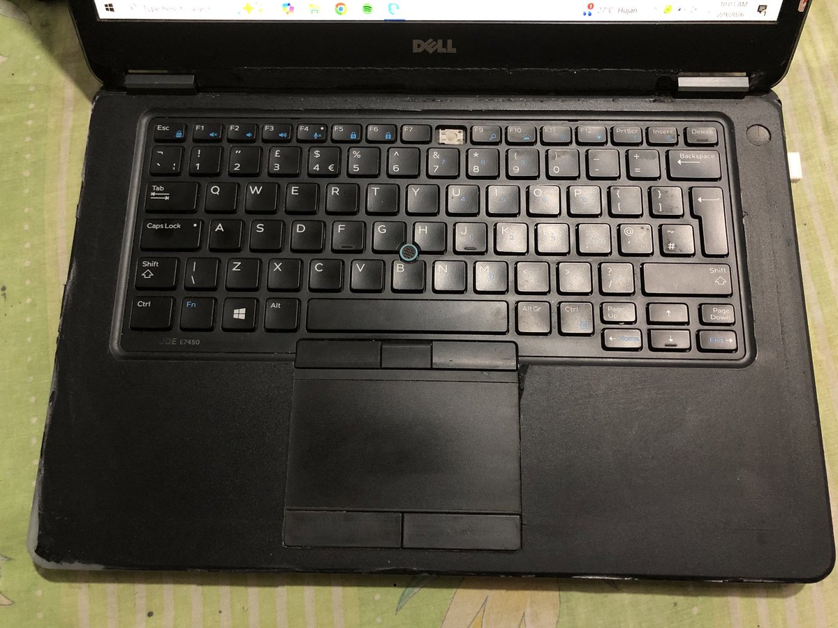 karingrenade's tweet photo. WTS laptop Dell Latitude E7450
spesifikasi di foto, mesin masih OK no minus. wa(088808787553)
minus nya di body tgl ganti palmrest nya aja, monitornya ada garis ga ngaruh banget sih. sama keyboard F8 udh copot.
dapet casan + laptop aja

yuk 1.8jt nego

#wts #jualaptop #belilaptop https://t.co/QcGG4Eob0f