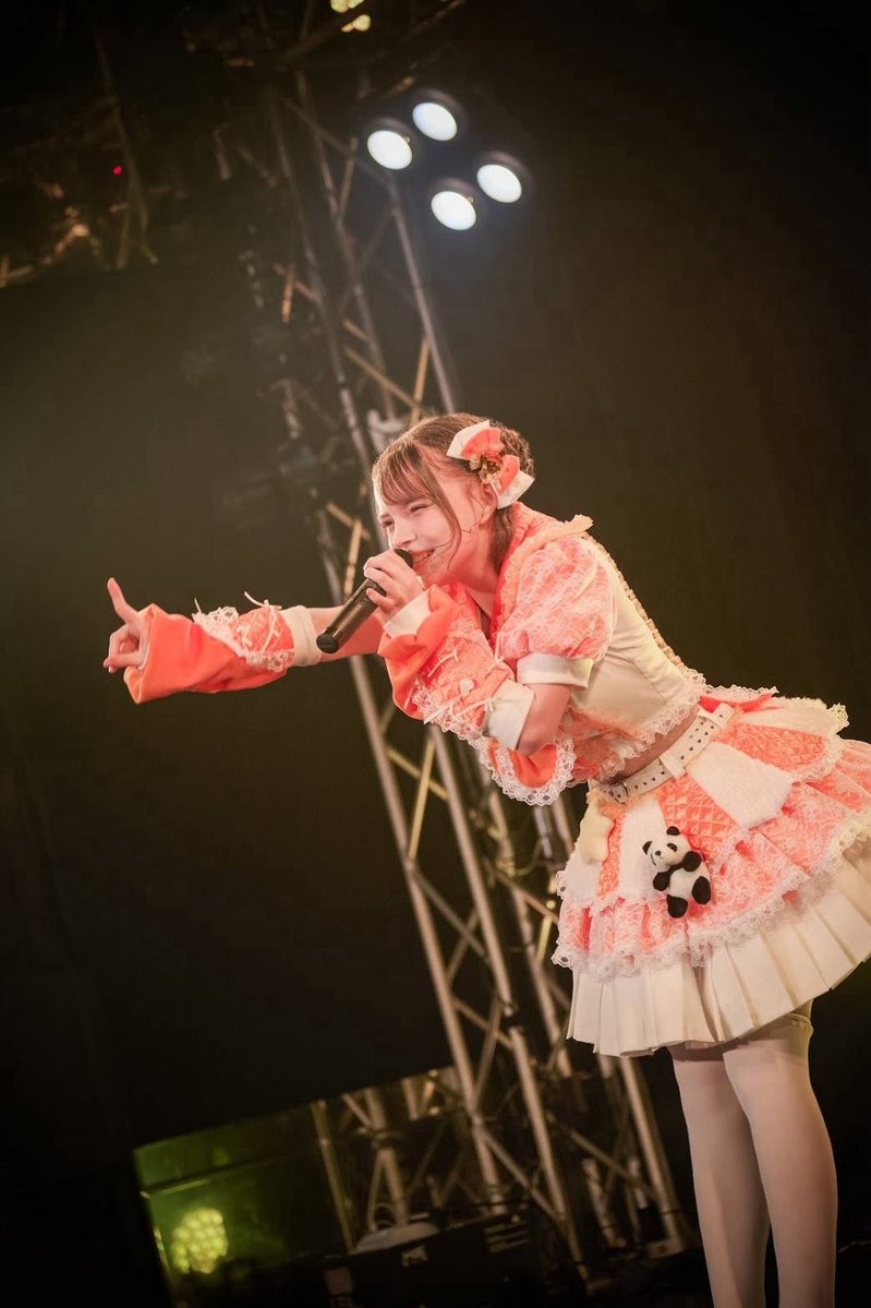 指折れてないよ、反れてるんだよ...。(?)