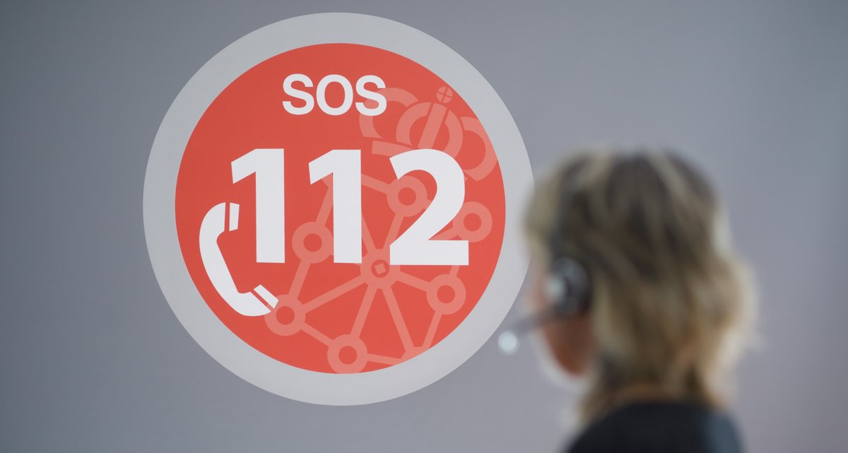 112_na's tweet photo. La @CH_Ebro ha informado a @112_na de que va a realizar una suelta de agua de 30m3/s por los desagües del embalse de #Yesa, debido al volumen de agua embalsada https://t.co/hb9wOQuDad
