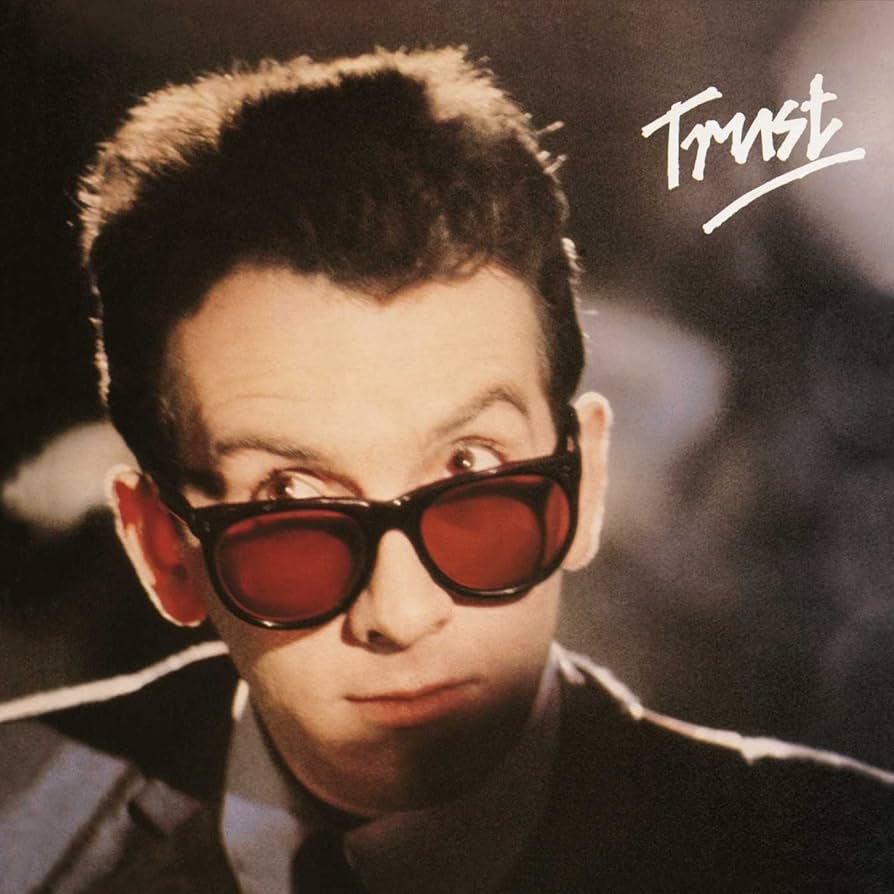 Elvis Costello『Trust』 この中古レコード、disk unionで480円で買い