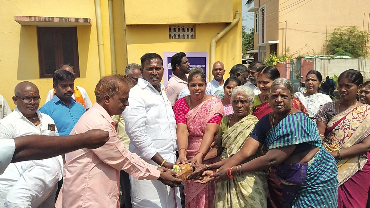 AKSaiJSaravanan's tweet photo. எனது ஊசுடு தொகுதிக்குட்பட்ட சேதராப்பட்டு  சிவசக்தி நகருக்கு ரூ.13.30 லட்சம் மதிப்பீட்டில் தார் சாலை அமைக்கும் பணிக்கு அரசாணை பெற்று, அதற்கான பூமி பூஜை நிகழ்ச்சியில்  அதிகாரிகள் மற்றும் பொதுமக்களுடன் கலந்து கொண்டேன்.@BJP4Puducherry @mansukhmandviya @AmitShah https://t.co/BTdpGEE9Xw