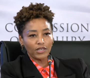 Tag team approach from the #MadlangaCommission and Advocate Segeels-Ncube in sorting out AdvoFAKE Kemi "Gaps" Behari and all his cronies in advance! 

They're not even waiting for the task team and corrupt SAPS to investigate the "prima facie" evidence!

x.com/GrappleClips/s…