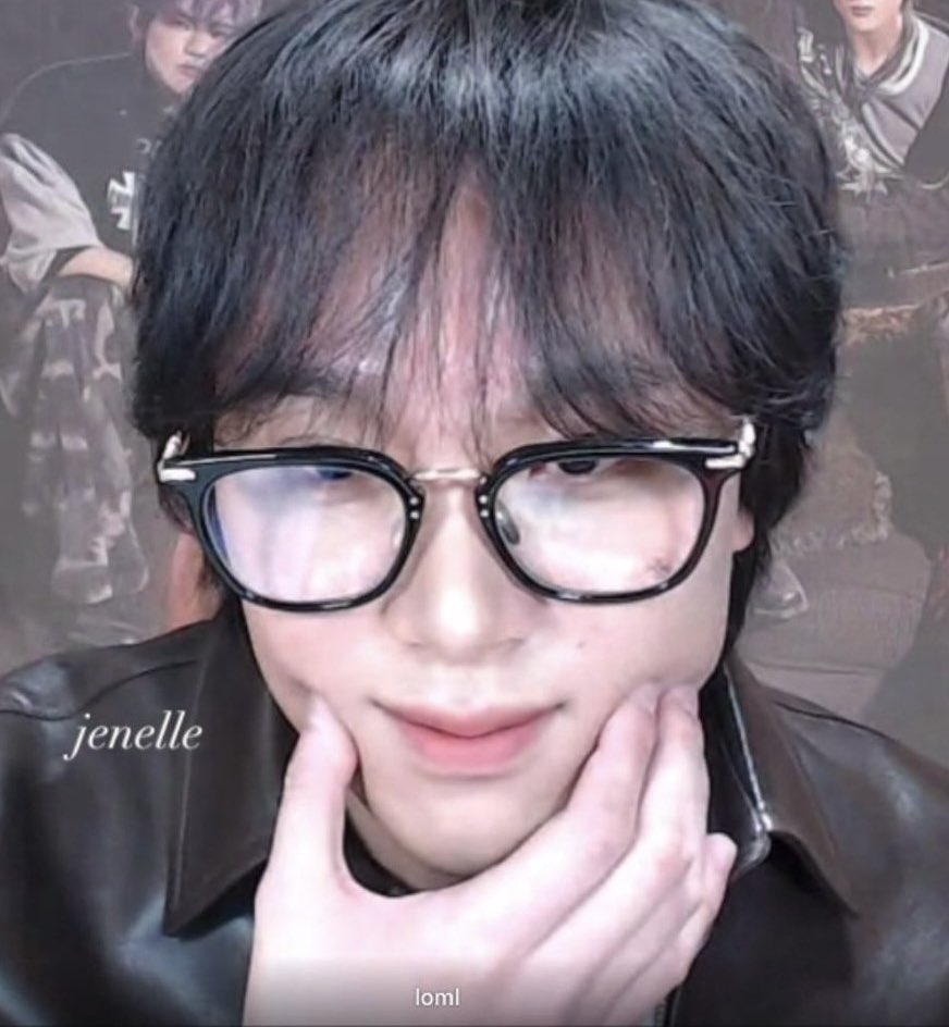 곰쮜 tweet media