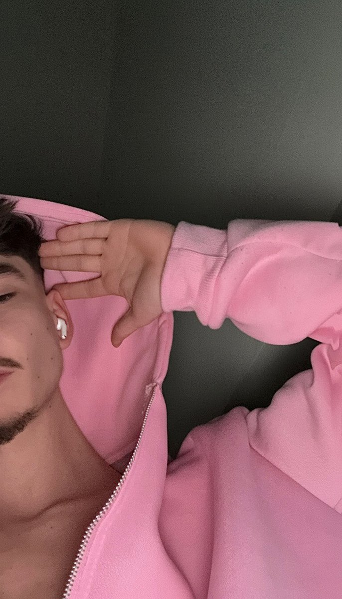 💦🥵 🇫🇷 tweet media