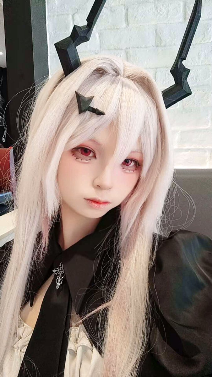 *****🍥（互联网的堕落天使） tweet media