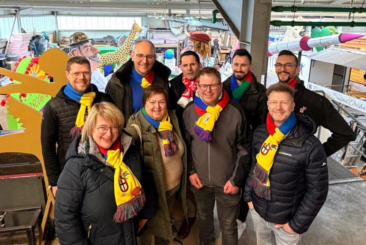 Sparkasse weitet Engagement für Karnevalsumzüge aus - attendorner-geschichten.de/?p=137873