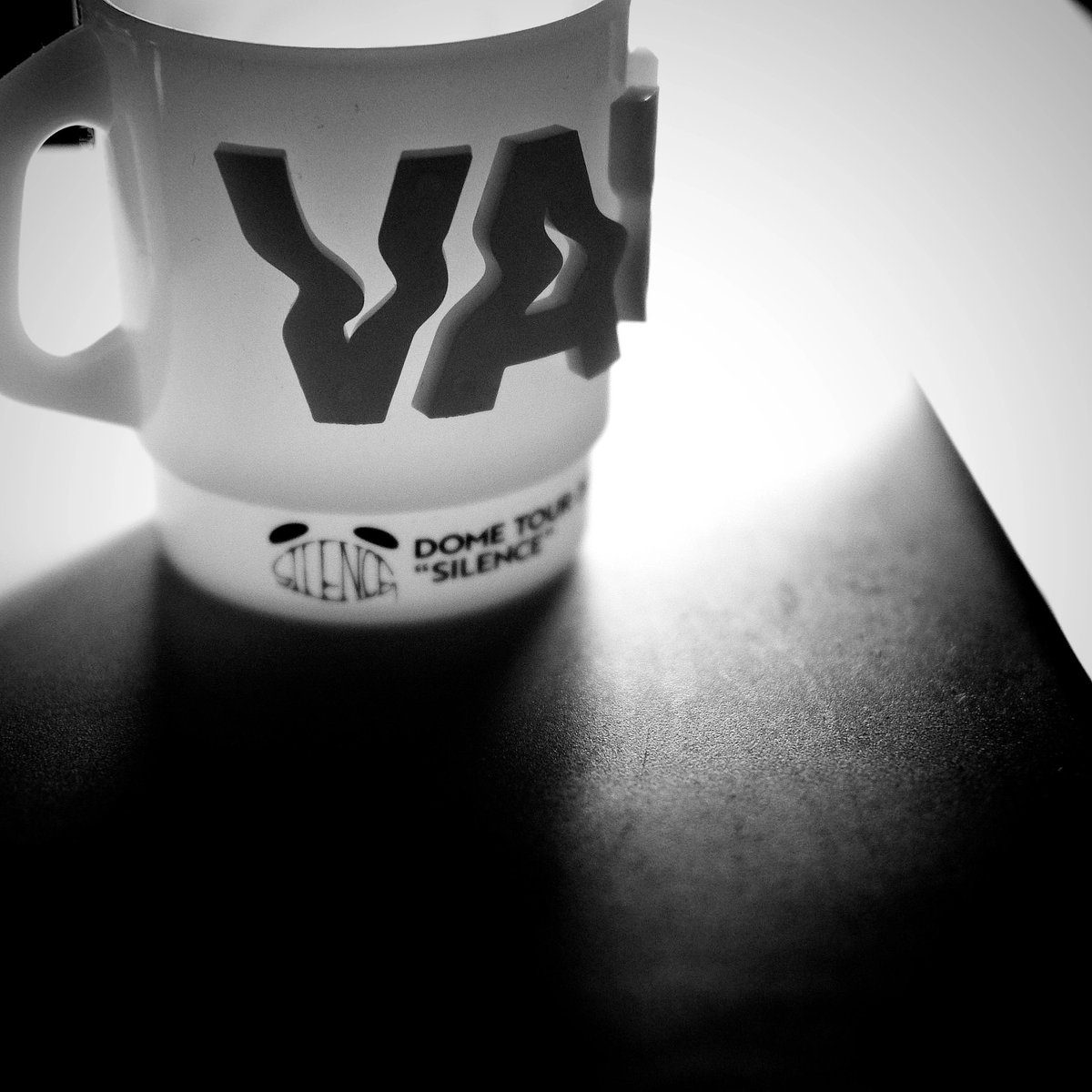 Logo Mug #Vaundy