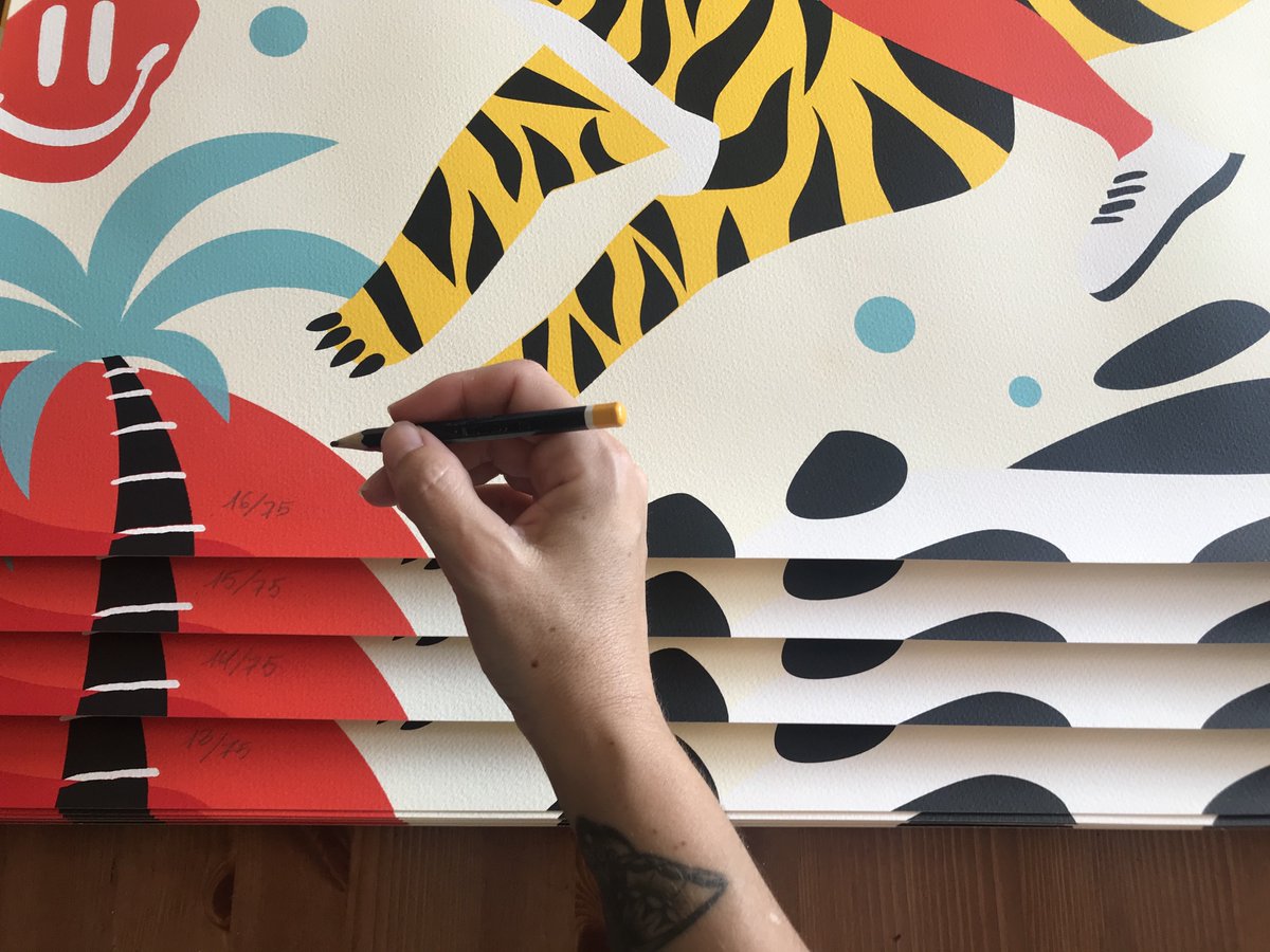 Este año estaré en la Feria de Arte Lateral Granada de la mano de Contemporanea 🙂 etsy.com/es/listing/123……
contemporanea.org/index_february…