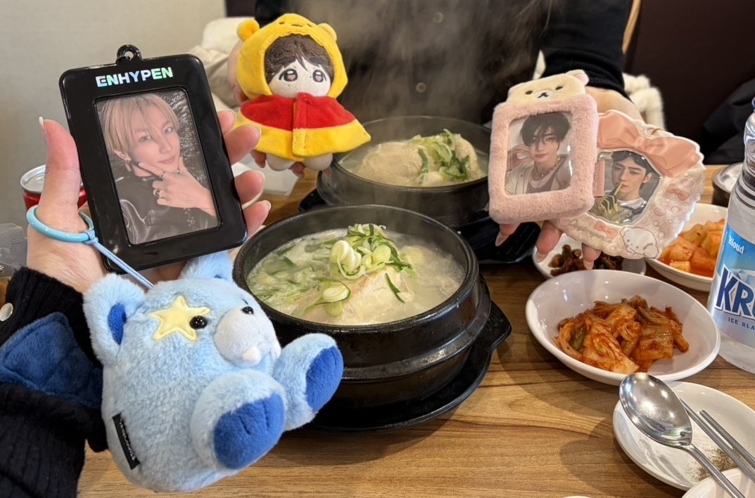 everylight_12's tweet photo. 정원이 덕분에 오늘 하루 즐거웠다♡
정원이도 행복한 하루 보냈기를🙏

#HAPPY_JUNGWON_DAY
#정원속_꽃처럼_피어난_쩡냥이_생일
#일_년_중_가장_완벽한_냥생 https://t.co/fKdcYtRUvP