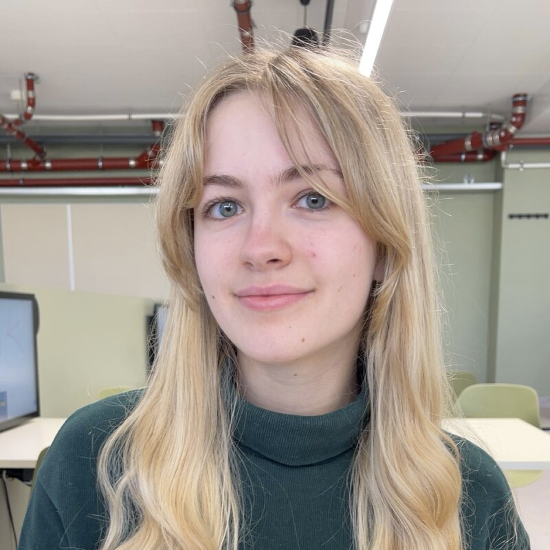 sirarsalih's tweet photo. Vi ønsker Nelly Skokowska velkommen i praksisprogrammet hos oss i Wintry Tech AS! Nelly studerer bachelor i informasjonsteknologi frontend- og mobilutvikling hos Kristiania University of Applied Sciences, mens hun skriver bacheloroppgave skal hun hjelpe oss med front-end mobilutvikling i et spennende in-house prosjekt 🤩

Vi er utrolig heldige som har fått Nelly med på laget og gleder oss masse til et godt samarbeid!

Er du interessert i praksisplass hos oss for å opparbeide IT erfaring gjennom spennende in-house prosjekter? Ta kontakt med meg! 📧