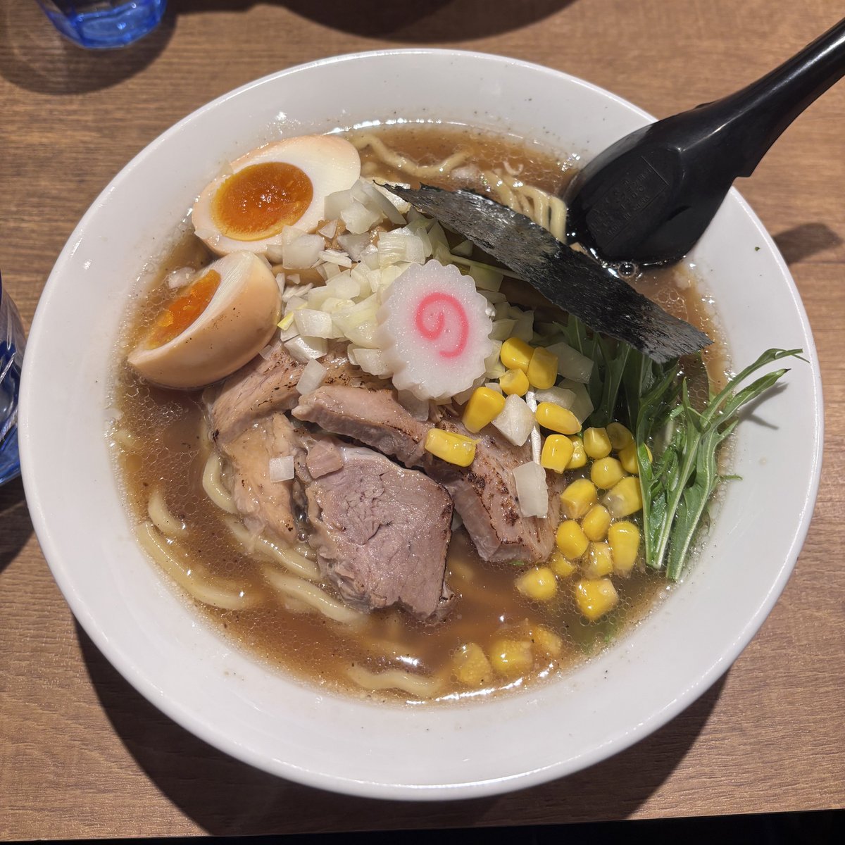 ayngooo's tweet photo. 仕事終わりのラーメンとクレープ、珍しいメンツですごくたのしかった🥰 https://t.co/Xmldub0qEH