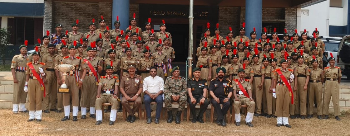 gpnccktym's tweet photo. Brig A Ragesh, DDG, K &amp; L Dte visited 18 Kerala Bn NCC, Muvattupuzha and Newman College, Thodupuzha. He interacted with the Principal and motivated the NCC cadets during the visit. Glimpses of the visit.. https://t.co/tmm3Nz3EHB