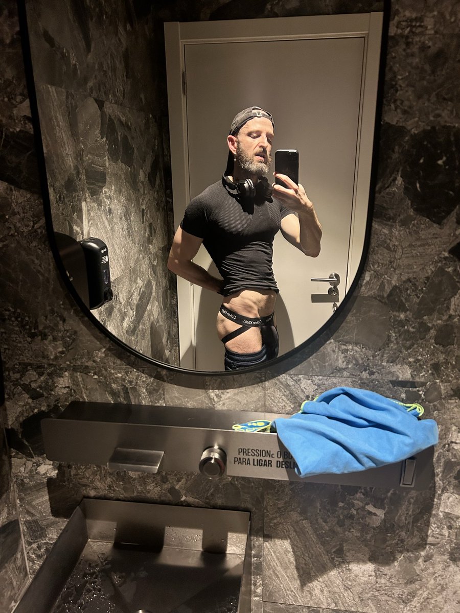 GymBro1987 tweet media