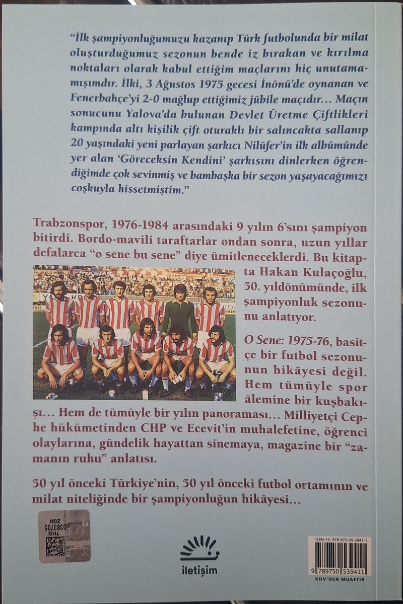 merdo61's tweet photo. Sevgili Hakan Kulaçoğlu hocamızın kaleminden…
“O sene…” sadece bir sezon değil, bir milattı.
O Sene: 1975-76 kitabı, Trabzonspor’un ilk şampiyonluğunu ve bir dönemin ruhunu yeniden yaşatıyor.
Her bordo-mavilinin kütüphanesinde olmalı. 🔵🔴
#Trabzonspor #OSene #BordoMavi https://t.co/bZLtnyCm2m