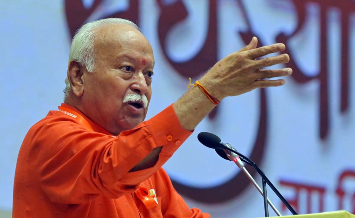 RSS Chief Mohan Bhagwat-

"People should marry between 19 and 25 years of age and have three children"