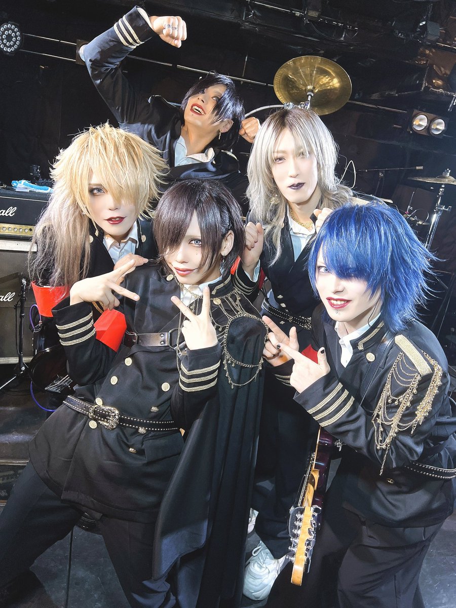 XANVALA 70. (@XNVL_70) / Posts / X