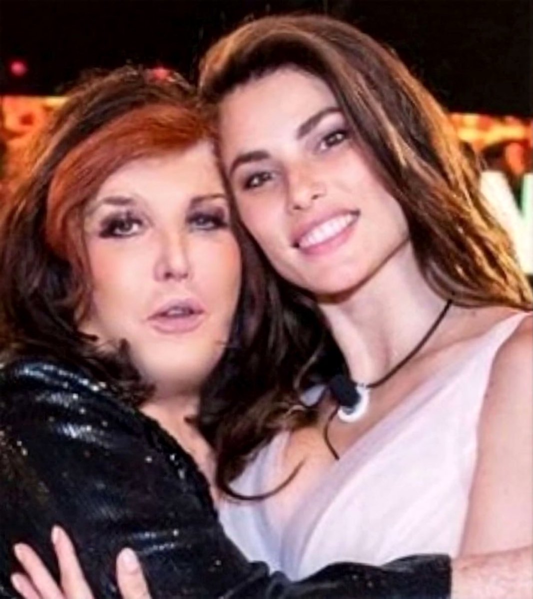 Dayane Mello 🐬🍷 tweet media