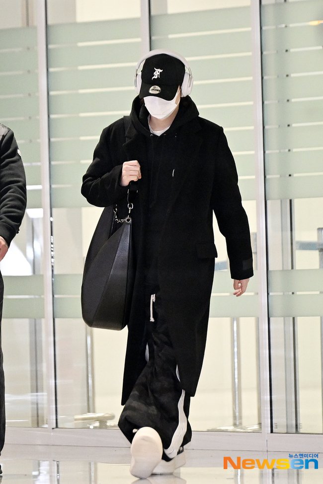 📷260209 윤기 입국 기사사진 #SUGA