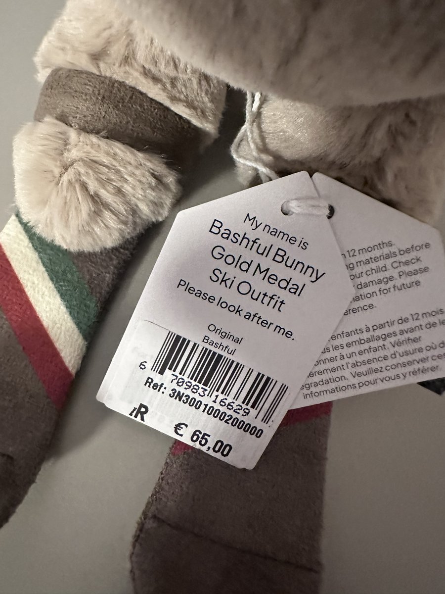 Robert Livingstone tweet media