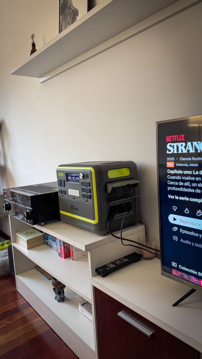 FossibotTech's tweet image. 🙏 Huge thanks to @javistevez for sharing his experience!
-
As a 𝗳𝗶𝗿𝗲𝗳𝗶𝗴𝗵𝘁𝗲𝗿, Javi understands better than anyone the importance of 𝗲𝗺𝗲𝗿𝗴𝗲𝗻𝗰𝘆 𝗽𝗿𝗲𝗽𝗮𝗿𝗲𝗱𝗻𝗲𝘀𝘀 — not only on duty, but also in everyday life.
#FOSSiBOT #F2400 #portablepower