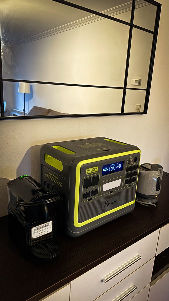 FossibotTech's tweet image. 🙏 Huge thanks to @javistevez for sharing his experience!
-
As a 𝗳𝗶𝗿𝗲𝗳𝗶𝗴𝗵𝘁𝗲𝗿, Javi understands better than anyone the importance of 𝗲𝗺𝗲𝗿𝗴𝗲𝗻𝗰𝘆 𝗽𝗿𝗲𝗽𝗮𝗿𝗲𝗱𝗻𝗲𝘀𝘀 — not only on duty, but also in everyday life.
#FOSSiBOT #F2400 #portablepower