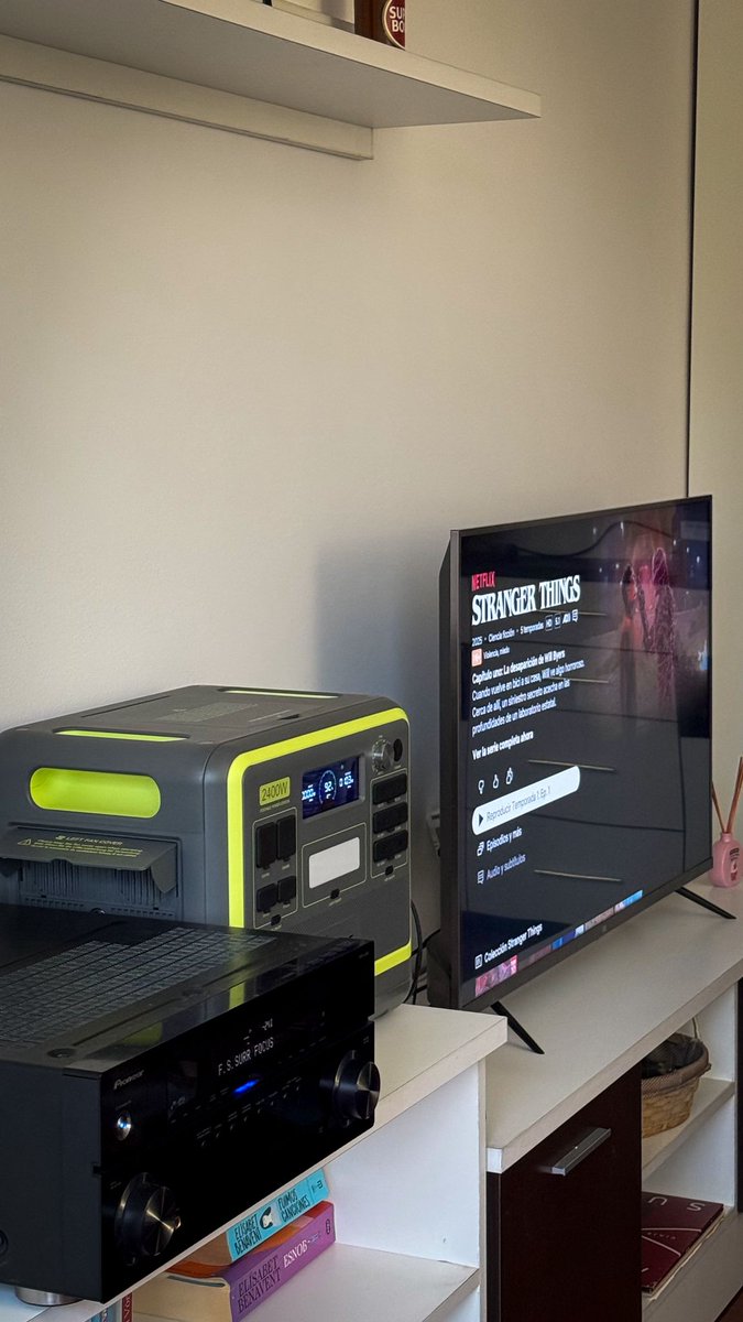 FossibotTech's tweet image. 🙏 Huge thanks to @javistevez for sharing his experience!
-
As a 𝗳𝗶𝗿𝗲𝗳𝗶𝗴𝗵𝘁𝗲𝗿, Javi understands better than anyone the importance of 𝗲𝗺𝗲𝗿𝗴𝗲𝗻𝗰𝘆 𝗽𝗿𝗲𝗽𝗮𝗿𝗲𝗱𝗻𝗲𝘀𝘀 — not only on duty, but also in everyday life.
#FOSSiBOT #F2400 #portablepower