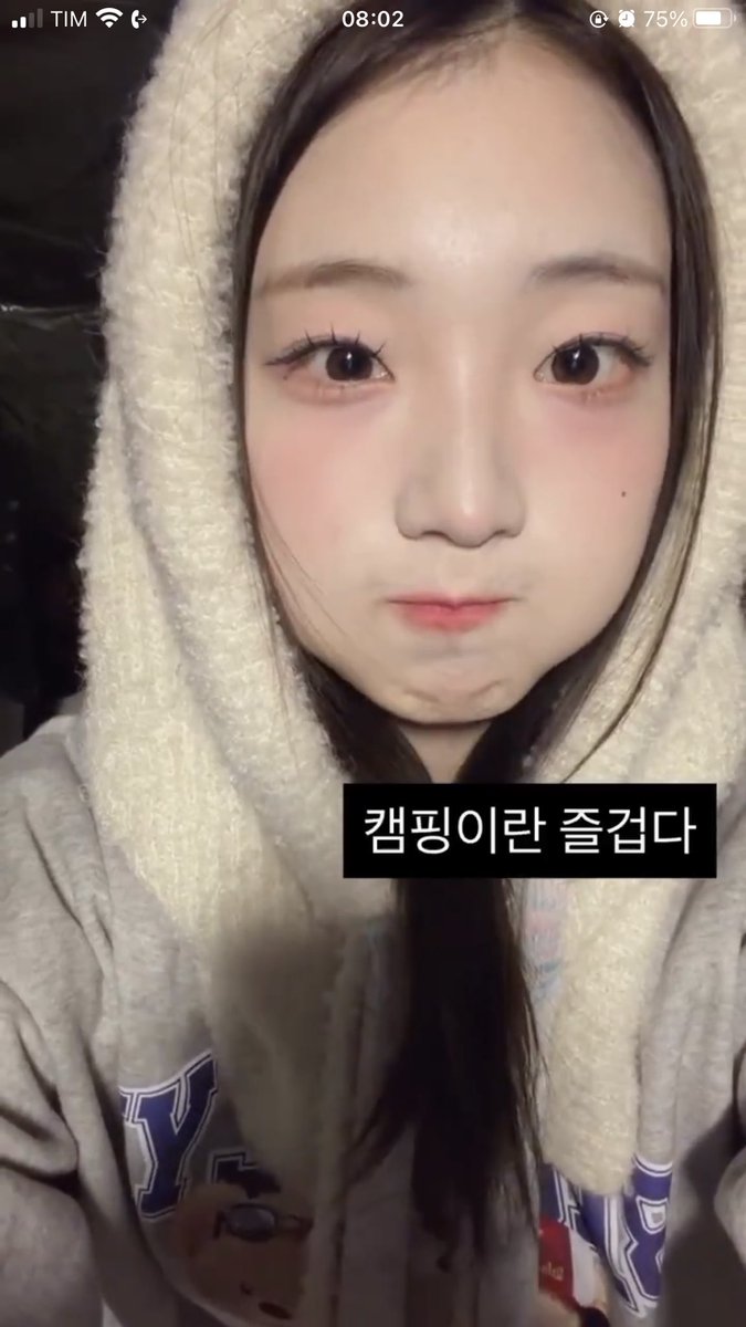 「 📲 | 09.02.26 」

Atualização da Yeojin nos stories do Instagram (yeojin._.o_x)

#Yeojin #LOONA #Loossemble #루셈블 #여진