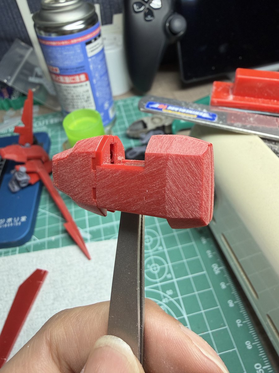 全体的にエッジがぬるぬるのパーツやったんで、２２０番でガッツリ面出し！

なんなら粗めのこの状態が1番好きやったりもする笑