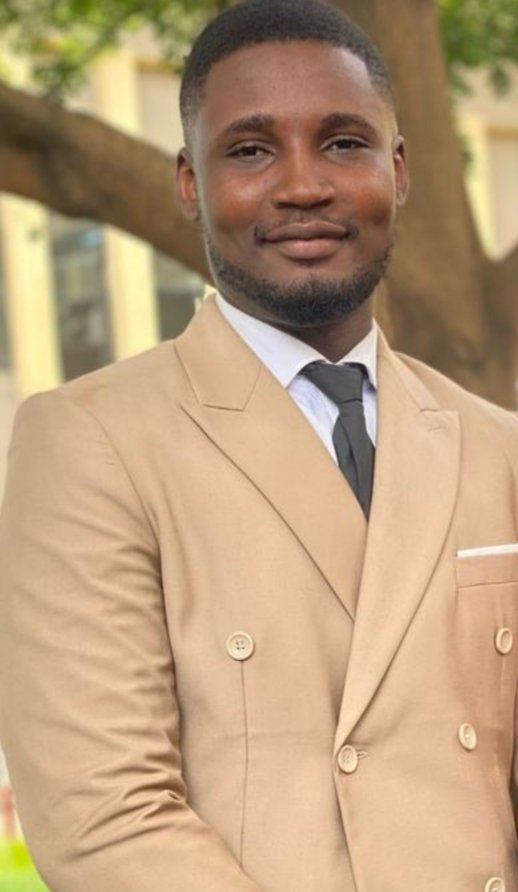 gradi1_smith's tweet photo. Ingénieur environnementaliste (Bac+5), agronome de formation 🌱
Background solide en informatique (Pack Office, marketing digital).
Formations :
✔️ Volontariat international (USA)
✔️ EIES
✔️ Droit &amp; protection de l’environnement
✔️ Consultant/chercheur – eau (Bassin du Congo) https://t.co/6fCpFZL3Of