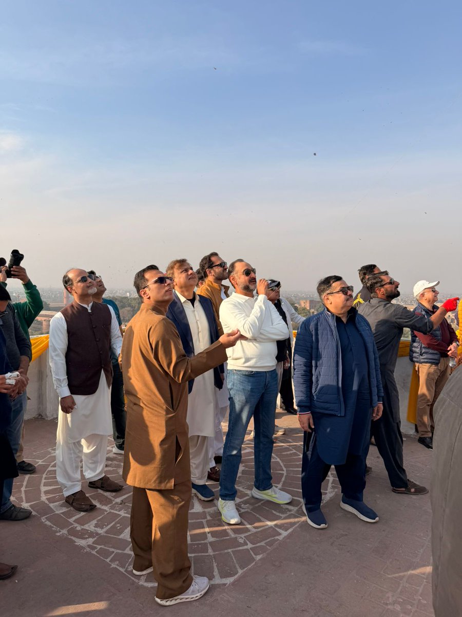 JamilMemon's tweet photo. Honourable CM @MaryamNSharif, heartfelt congratulations on reviving and organising Basant 2026 after more than two decades. The event was held with enthusiasm, peace, and harmony. It brought smiles and happiness to people of Punjab and also created economic opportunities for ppl. https://t.co/WrZK04f9bb
