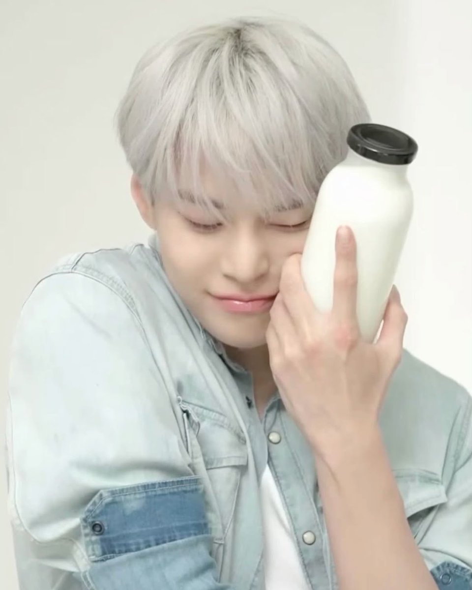 궁빵໒꒱ tweet media