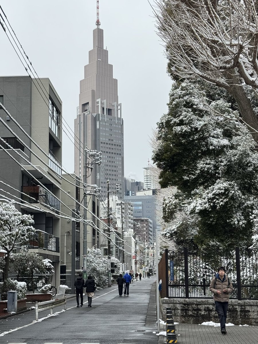 greg 🔜Hi-Furry tweet media