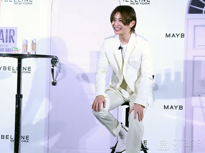 grape_entadesk's tweet photo. ＼気持ちのいい1日が送れるかも！／

「布団から出たくない」と思う日でも、#山田涼介 さんが続けている習慣とは？
イベントで語った『マイブーム』や出演CMの裏側を全文レポート！
━━━━━━━━━━━━━━━━━━━━━
記事はこちら💁‍♀️https://t.co/8NzNPX9zMk
 #メイベリン https://t.co/o7jjfuE42s