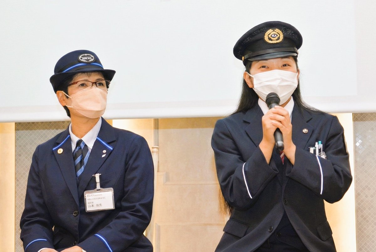 wbd_bus's tweet photo. 女性が長く働くうえで気になる、ライフイベントとの両立。

今回の座談会では、先輩ママさん運転手への質問もOKです🙆‍♀️

「実際どうしてるの？」という現場のリアルな工夫や制度の話、���んなでシェアしましょう！ https://t.co/ws91X1lDmE