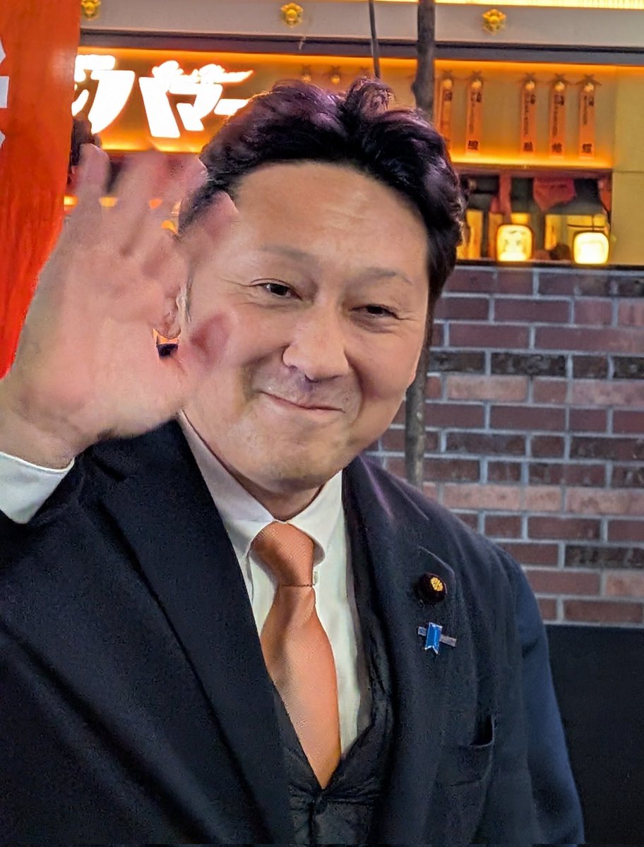 koala_x13's tweet photo. 2/9 at 新橋
初鹿野裕樹議員参上✨🥰
寝不足とのことで、お目目が少し赤くて心配でした🥹
今日は少しでも早く、ゆっくり休めますように…✨😴✨

#初鹿野裕樹早く寝て🥲 https://t.co/pg1Sq2a6F3