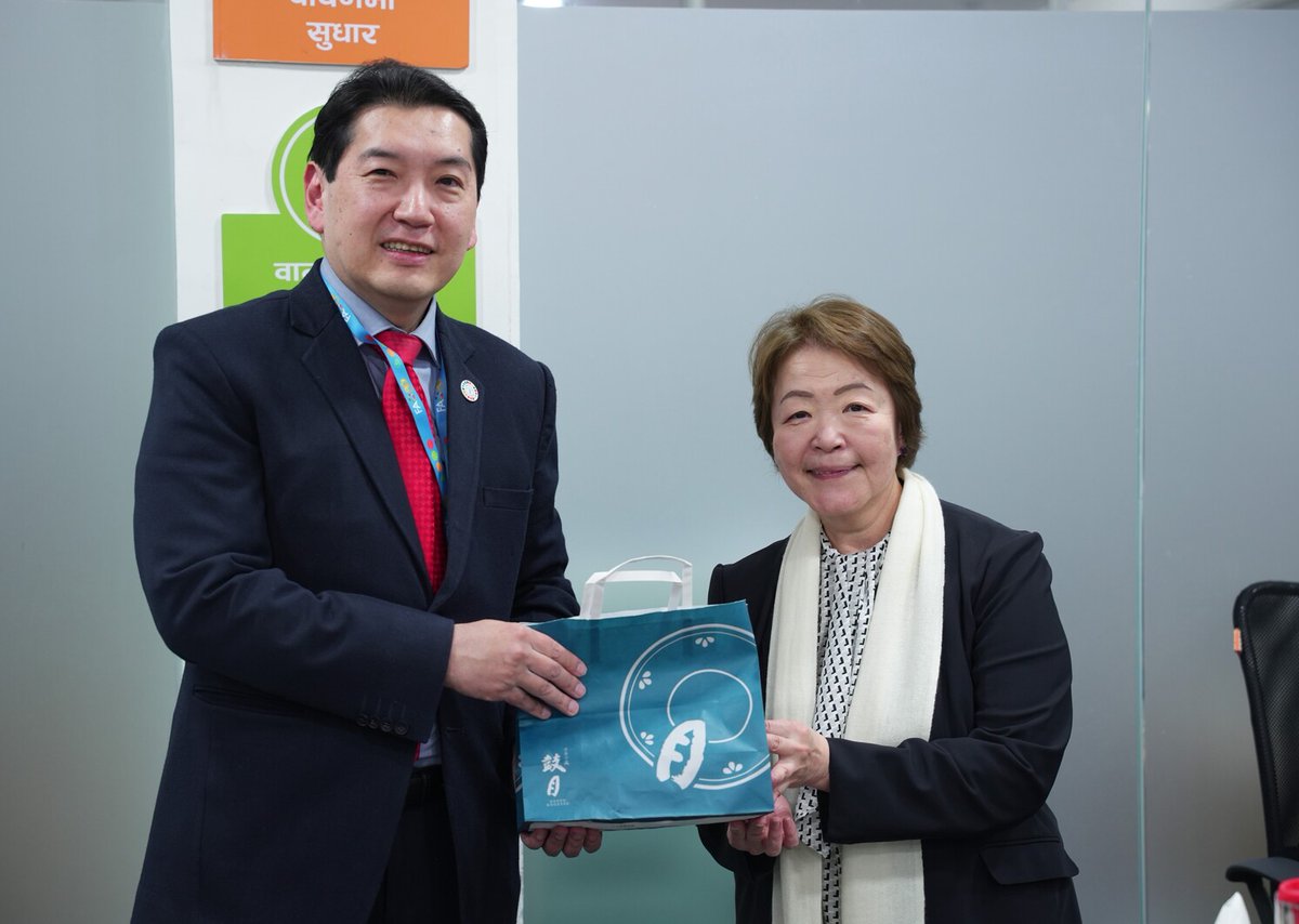 FAO Nepal 🇳🇵meets <a href="/KwanseiGakuin/">関西学院大学</a> Kwansei Gakuin University 🇯🇵 along with <a href="/wffnepalchapter/">World Food Forum Nepal</a>.
Inspiring knowledge‑sharing session with students from KGU - exchanging ideas, showcasing FAO’s work, and discussing Nepal–Japan collaboration in agri‑food system transformation in Nepal.