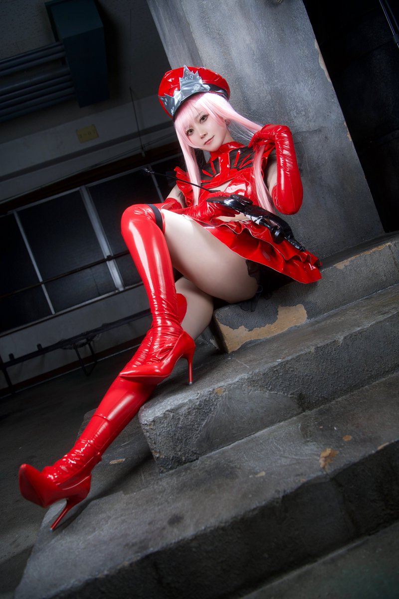 【cosplay】
Fate/GrandOrder

女王メイヴ　魅惑の獄長ルック

📸<a href="/Yankee_89R/">じーにー@池アコ1/24、2/14-15</a> 様