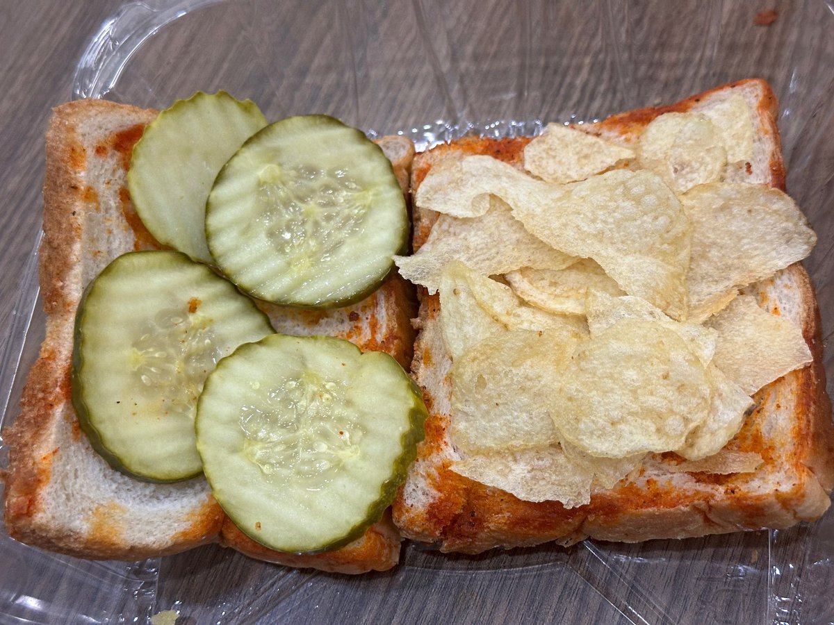 Robotvirgin's tweet image. Vegan Snacks at the Super Bowl Party at my Work (2/08/26)!

.
.
.
.
.
.
.
.
#vegansnacks #vegansuperbowlsnacks #veganoptions #veggies #vegetables #veggilovers #vegan #veganfood #plantbased #veganism #chips #chipsandsalsa #veganfortheanimals #govegan #superbowl2026 #vegansuperbowl