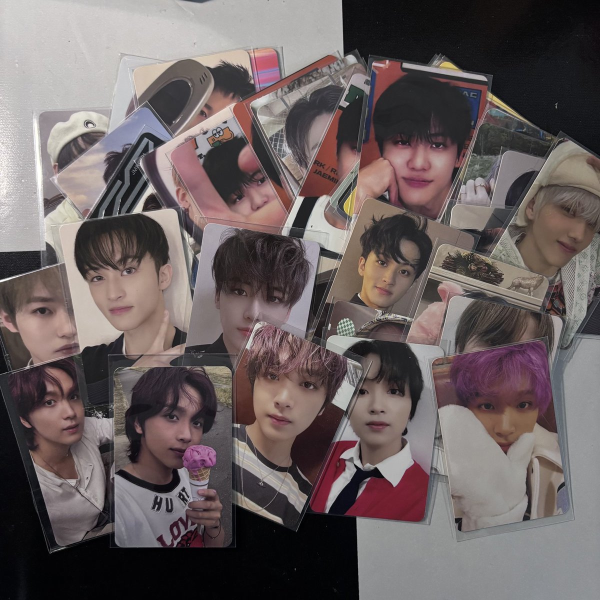 tothepn's tweet photo. มีใครสนใจการ์ดมั้ยคับ(มีอีกเย้อมาก) จะปล่อยราคาเทแนะ 

#ตลาดนัดnct #ตลาดนัดnctdream https://t.co/CpDIpJtRVO